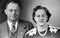 Vernon & Frances Unger, c1942